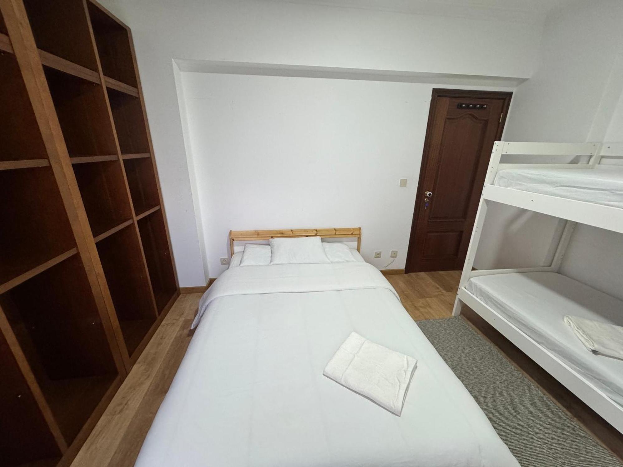Airport And Bus Station Home Lissabon Kamer foto