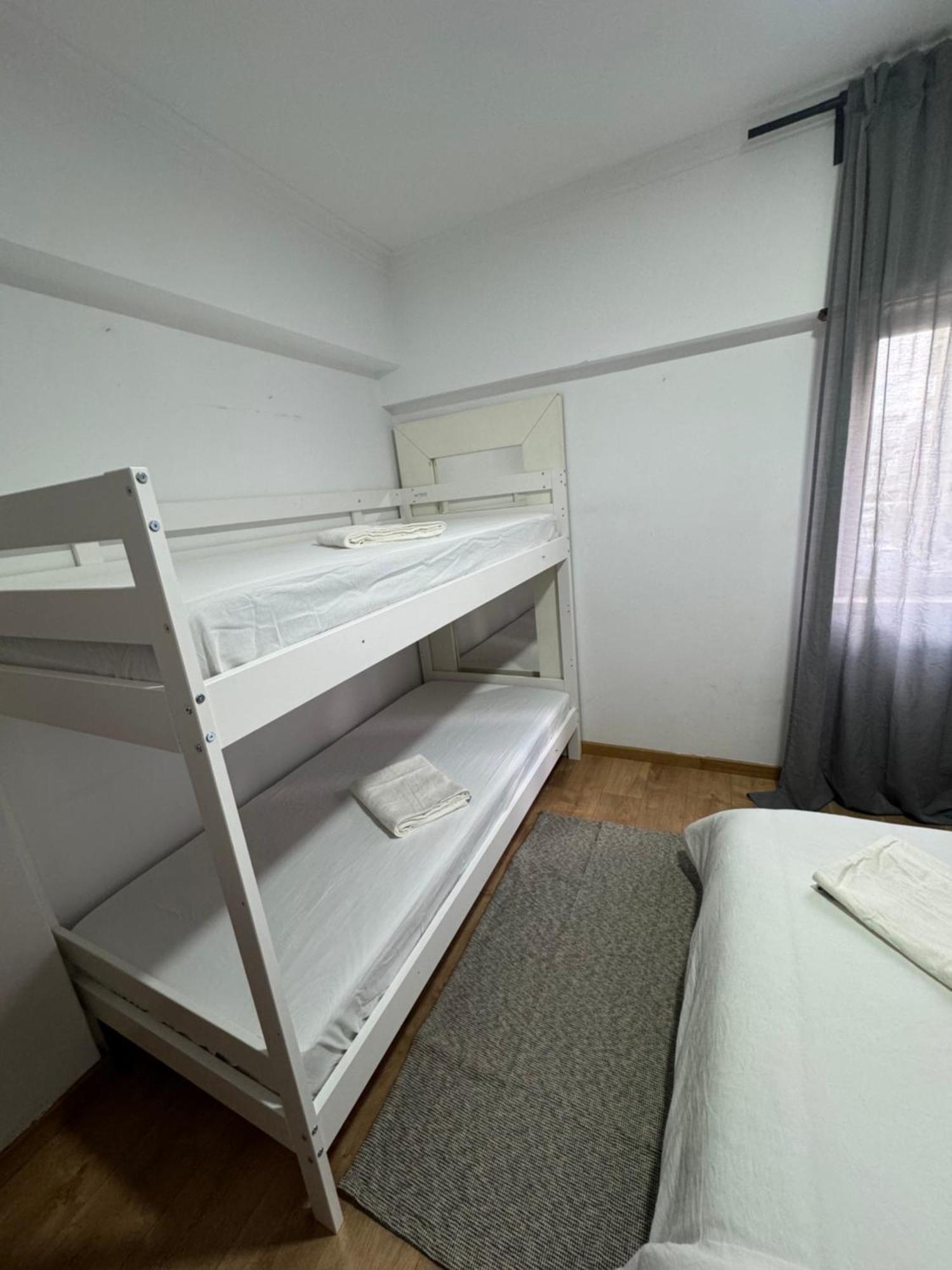 Airport And Bus Station Home Lissabon Kamer foto