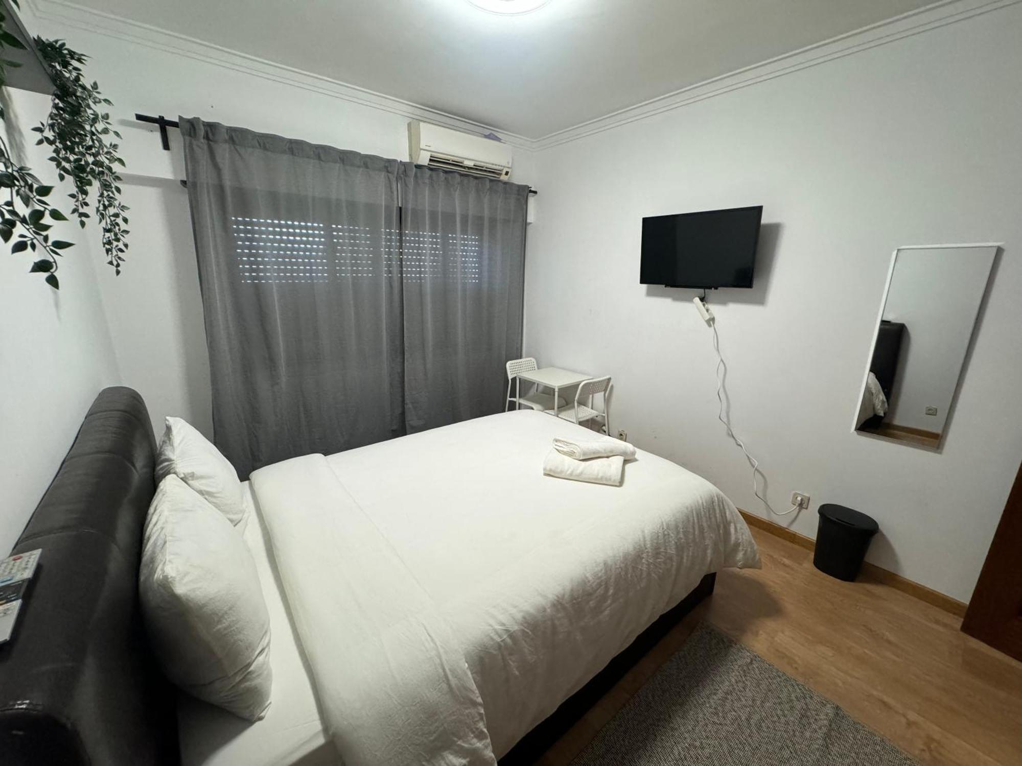 Airport And Bus Station Home Lissabon Kamer foto
